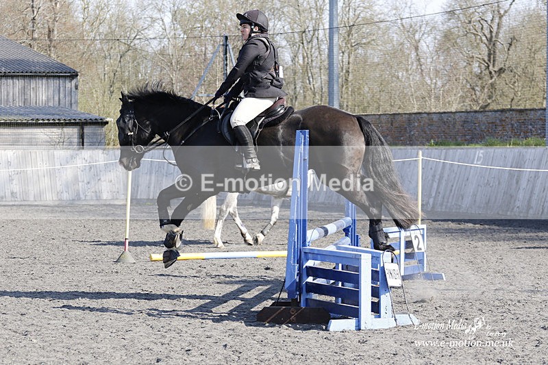 _EST0411 - Bourne Valley Riding Club Winter Showjumping 27/03/22