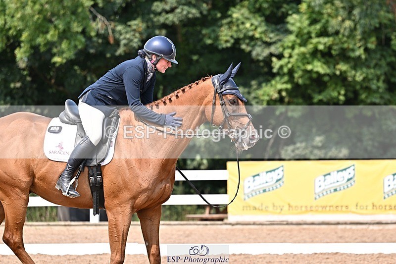 250816-142114-05338 - 142-Emma-Jane.BrownLord.in.Red