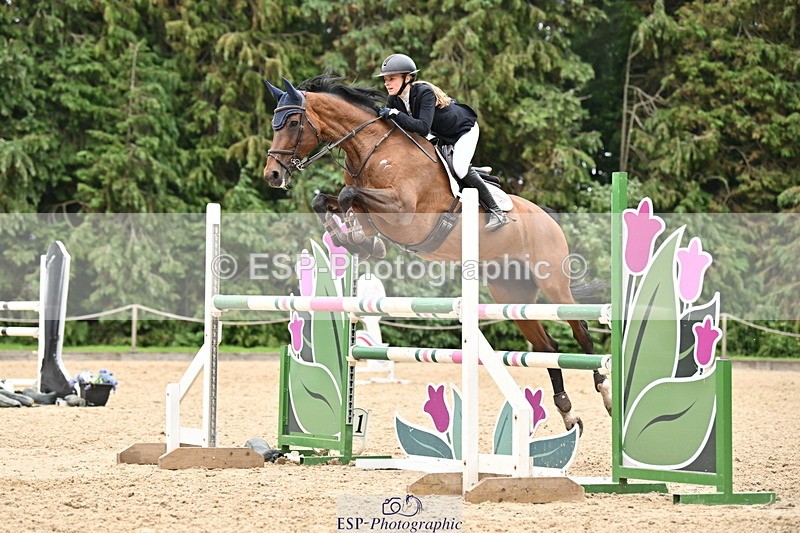 250706A-150951-20101 - Cls 49 Snr 1.10m Grand Prix