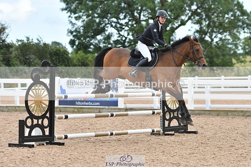 240727A-154540-06335 - Cls 24 1.05m Amateur Qualifier