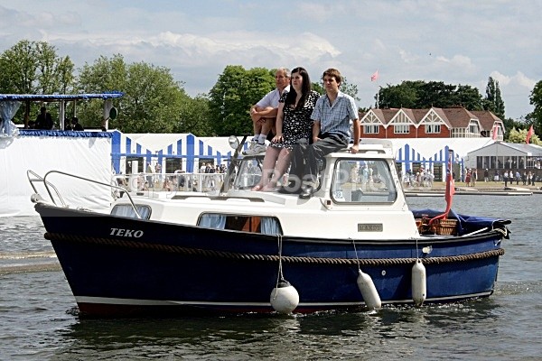 090704 TEKO IMG_1300 - HENLEY REGATTA  SATURDAY 4th JULY 2009
