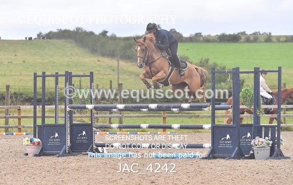 JAC_4242 - CLASS 6 Senior Newcomers/ 1.10m Open