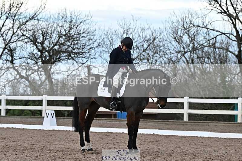 241214-152211-03199 - 123-Susan.Lanz-Wellshead.Foxtrot