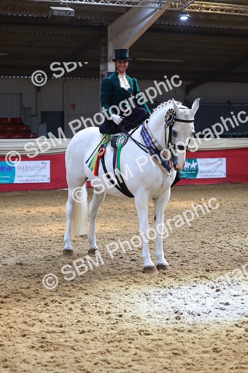 SBM_13908 - Class 106 - Ridden Costume - Side Saddle