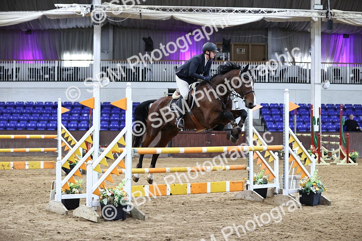 SBM_001775 - Class 4 - Senior Newcomers - 1.10m Open
