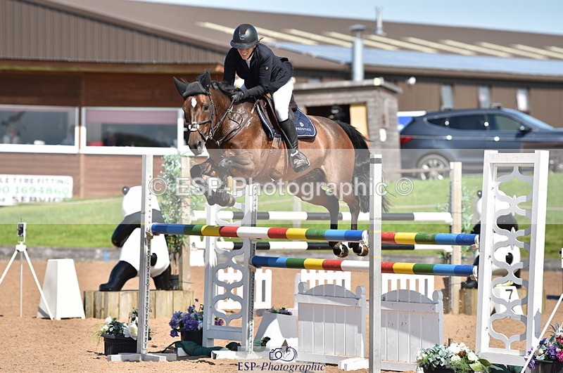 230810A-111024-00808 - Cls 9 Foxhunter