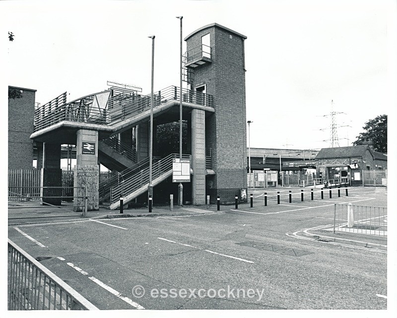 dagenham dock