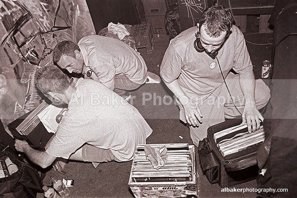 28 - Friends-&-Family @ the-roadhouse 31.05.03