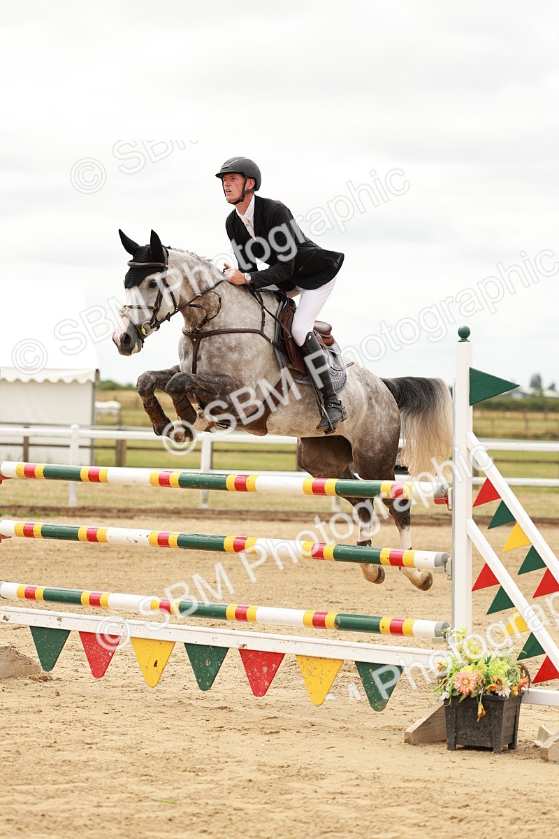 SBM_018130 - Class 21 - Senior Newcomers Championship 2d Rd