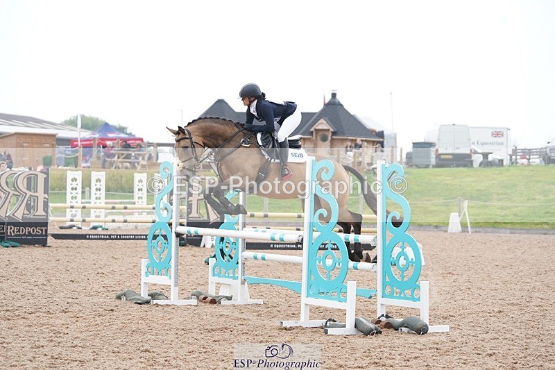 240901A-131842-07702 - 333-Emily.Dobson-SILVERLININGS.APHRODITE