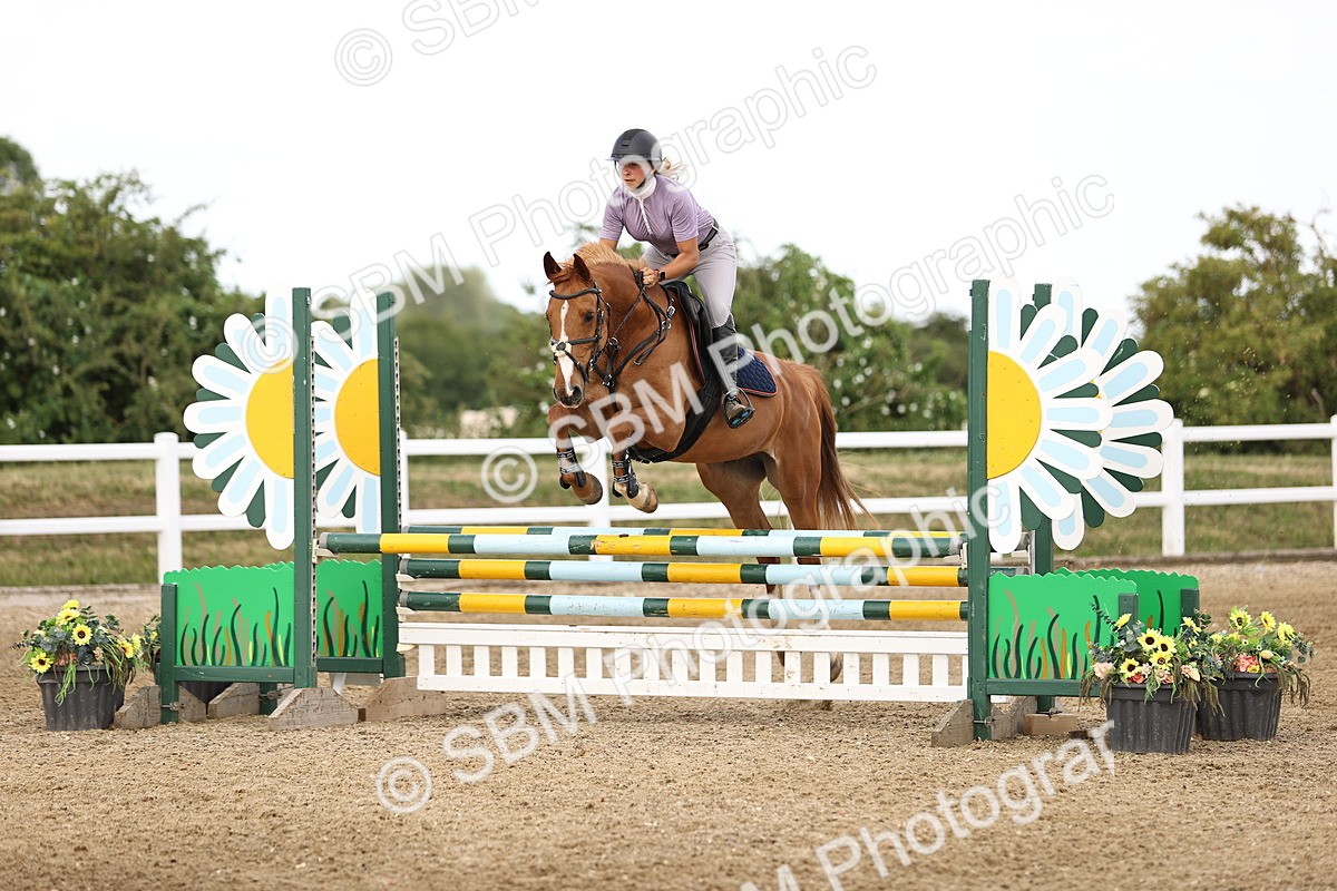 SBM_002351 - Class 18 - Ariat Senior British Novice- 90cm Open