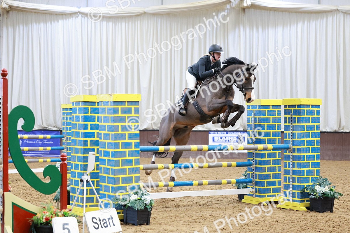 SBM_003717 - Class 11 - Senior Newcomers/ 1.10m Open