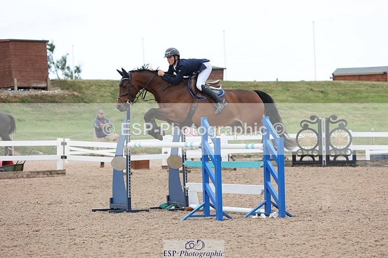 250625-151956-01376 - Cls 6 Foxhunter and 1.20m Open