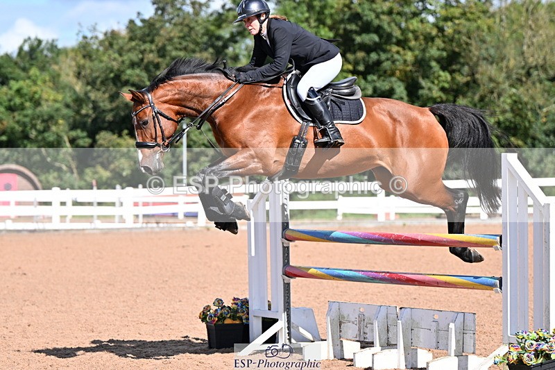 240912A-114111-01248 - Cls 9 Snr Discovery and 1m Open