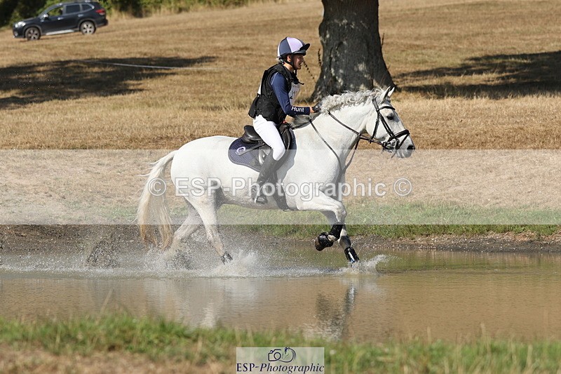 250824A-155832-39635 - 2134-Amelie.Perceval-Tulira.Oldtown