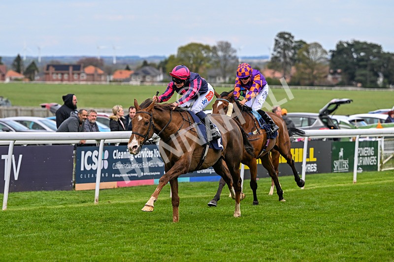 150426-Race 5-Elysian Flame-7101 - Race 5