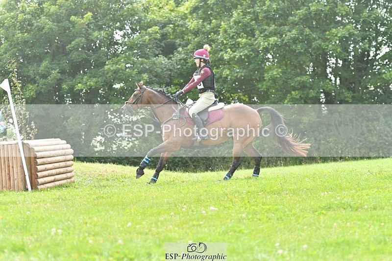 240803-145901-08100 - 173-Grace_Tucker-UPDOWN_DAI