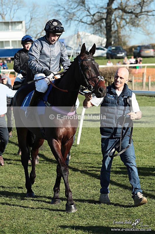 PtP 210326 969 - VWH Cirencester Races 21/03/26