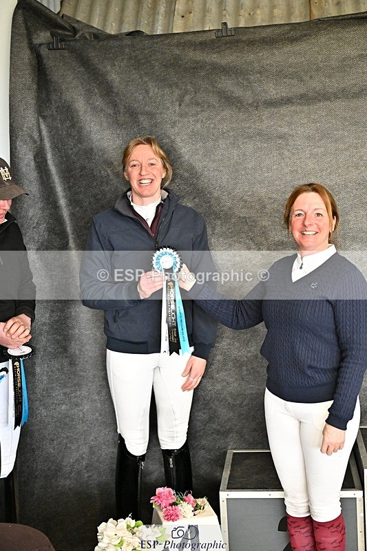 260214-130527-03863 - Cls 15 Medium Silver Presentations