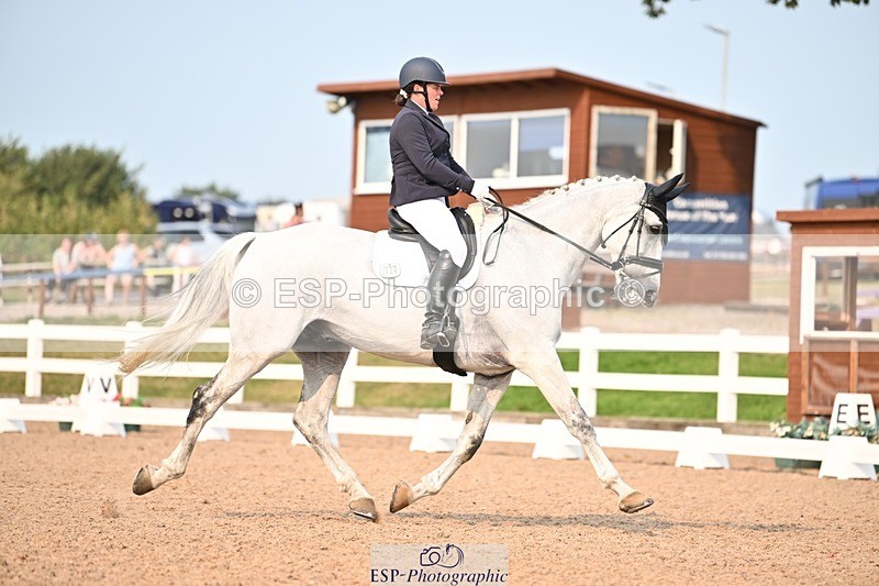 250816-163425-06405 - 122-Stacey.BlunnDiamond.Bobby