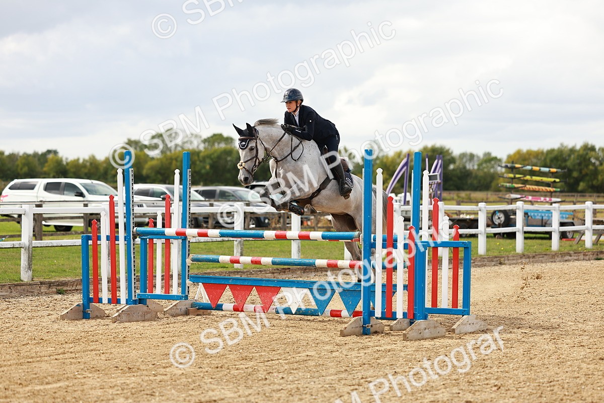 SBM_001320 - Class 4 - Senior Newcomers - 1.10m