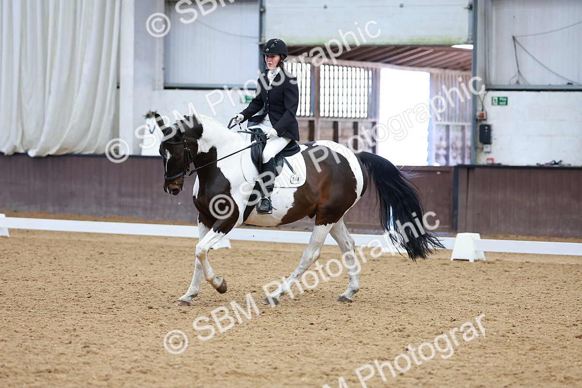 SBM_003556 - Class 15-16-18 - Novice 3-Elementary 1-PYO