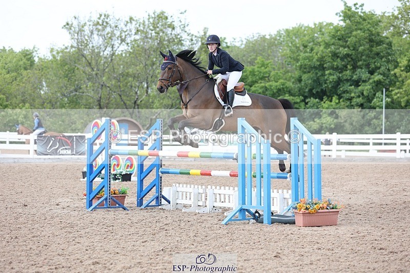 250509-171500-09196 - Cls 24 Snr Newcomers