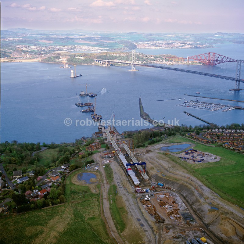 Queensferry crossing by rob west