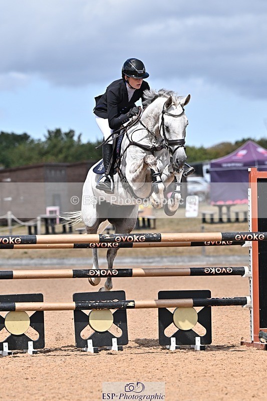 260819-144157-01192 - Cls 6 Foxhunter and 1.20m