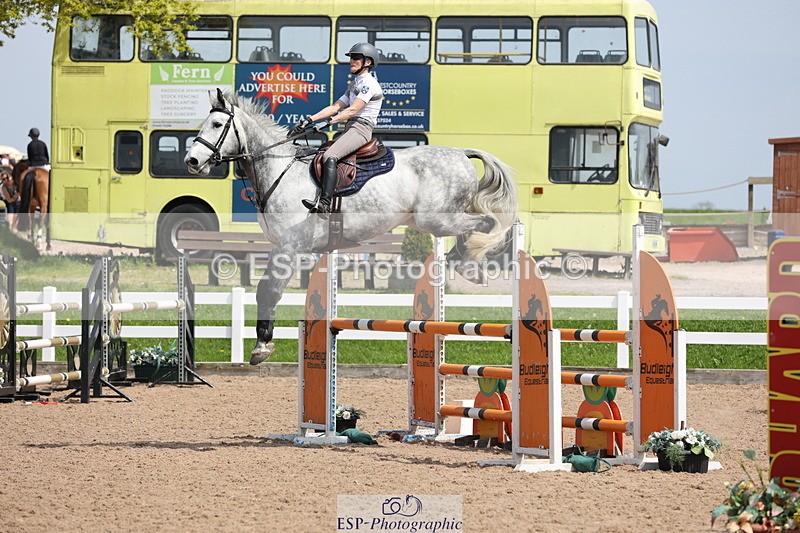 240510A-142437-07636 - Cls 17 1.05m National Am Quali