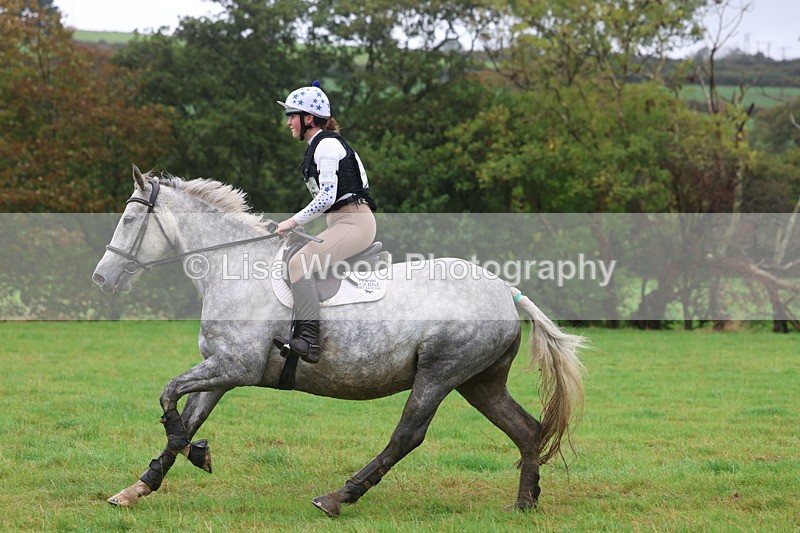 3E7A1707 - Class 3: 70cm Pairs: Half Roll Top