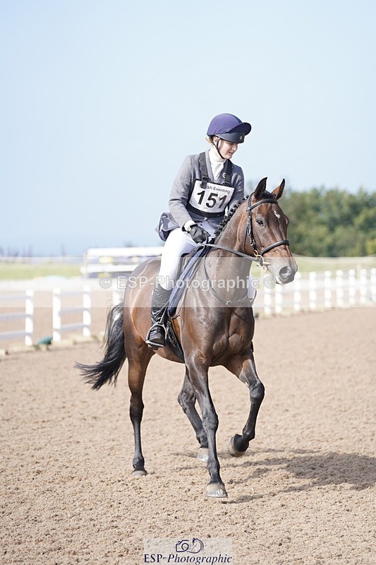 240831A-102308-00246 - 151-Olivia.Fox-Pitt-VIOLETTA.II