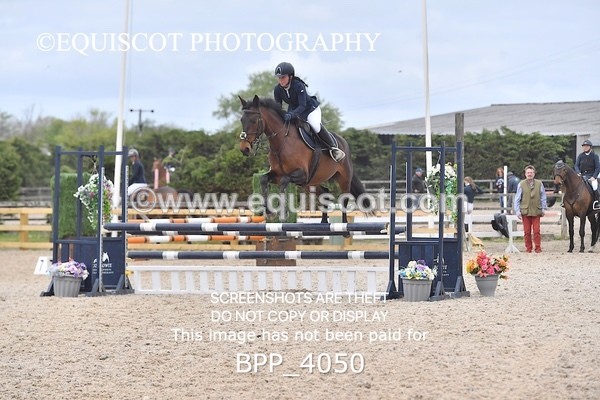 BPP_4050 - CLASS 4 Senior BritiNovice/ 90cm Open