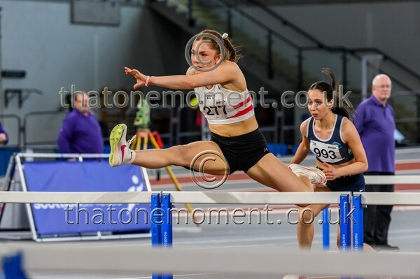 SeniorInd25-917116 - Track Female Set One