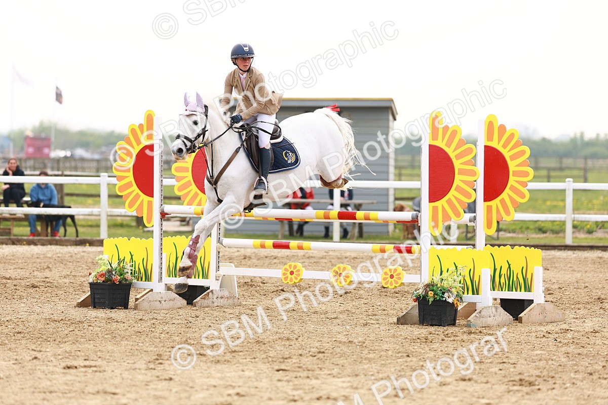  - Class 18 - Senior Newcomers - 1.10m