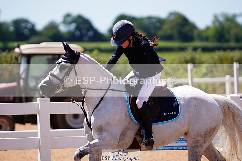 240629A-120820-05212 - Cls 18 Newcomers and 1m Open