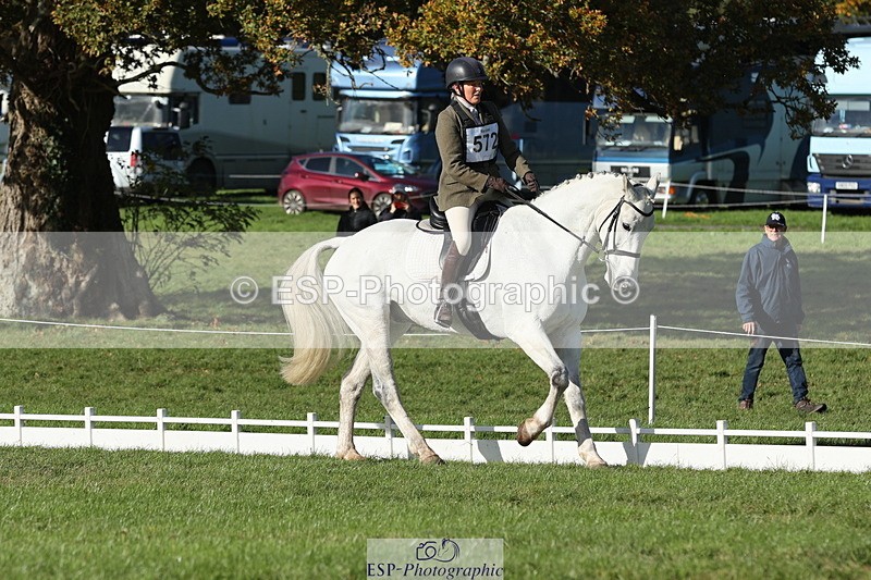 251024A-143917-14258 - G-572-Laura.Pitman With Trot Up
