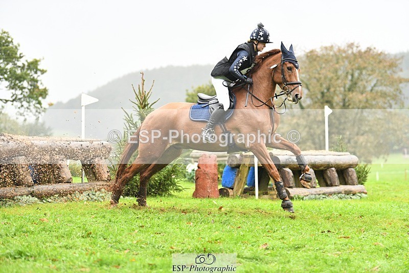 231021-104455-14207 - 643-MIH.TOPGUN-Ellie.Nicholson-SC+XC