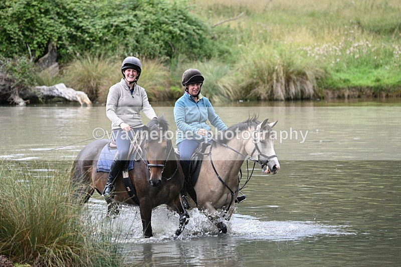 WJ7_4098 - Time at Water 12:52 to 13:22