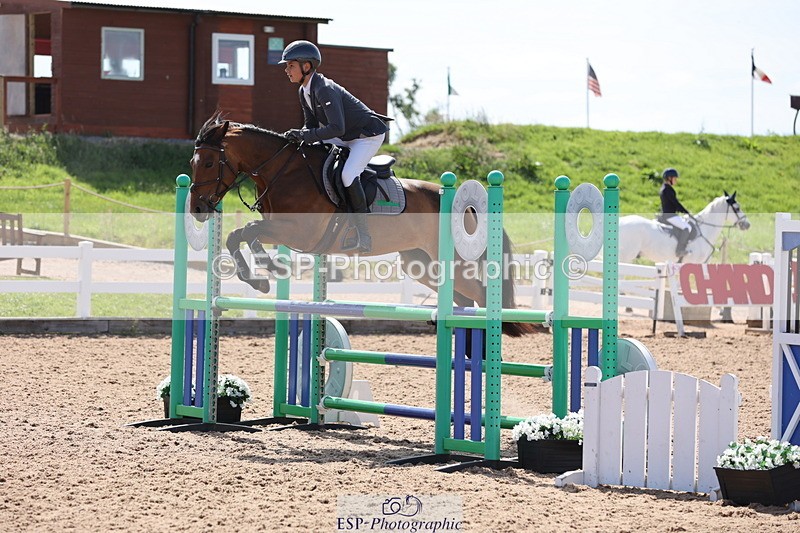 240629A-103844-04203 - Cls 17 Discovery and 90cm Open