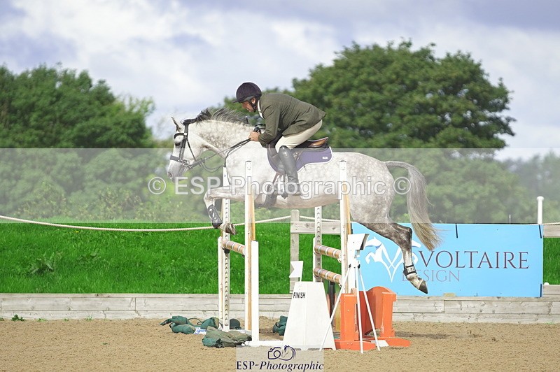 230806A-095116-00864 - Cls 12 Snr 1.05m