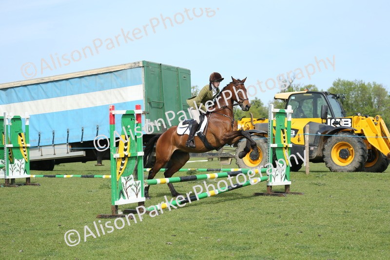 20260426-1677 - Class 14 - Novice 60cm