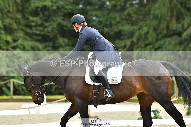 230525-151410-04580 - 425-ABC_ARCTIC_DAME-Jess_Falle-DR