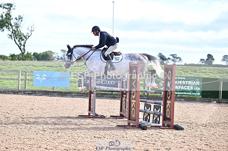 260923B-150137-00917 - Cls 05 Snr Newc & 1.10m Open