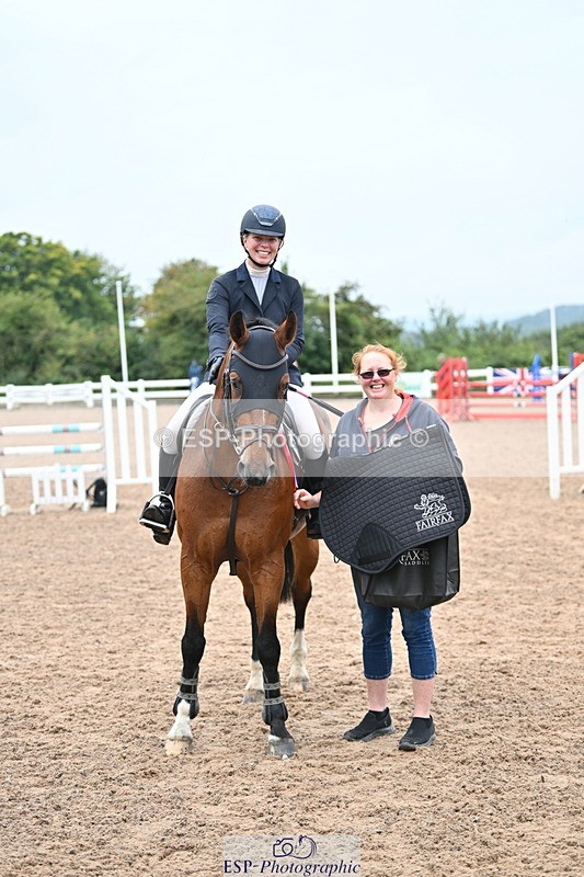 240907A-120613-01323 - Cls 8 1.05m Amateur Qualifier