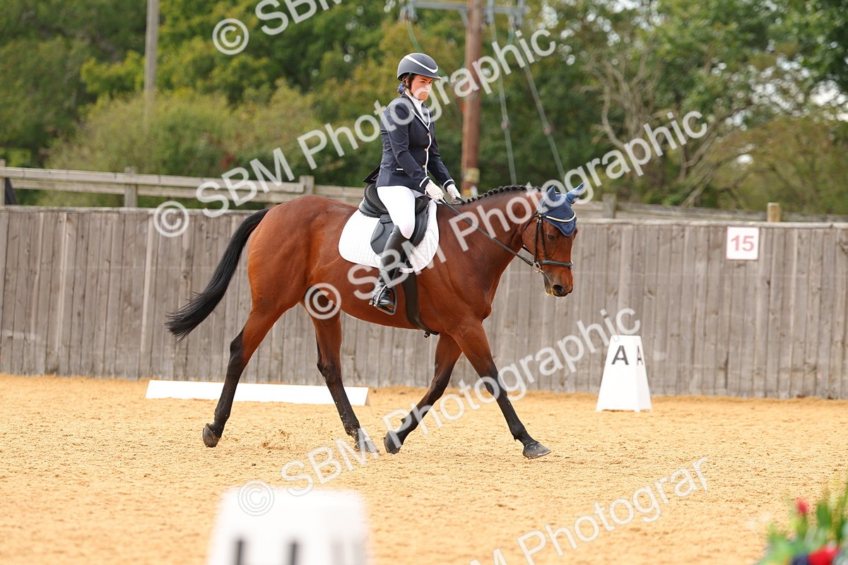 SBM_48162 - D6 - Small Tour Championship - Intro C