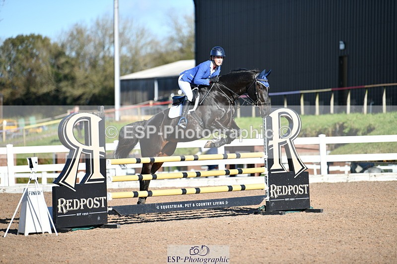 231110A-124654-00443 - Cls 4 Snr 1.05m Open