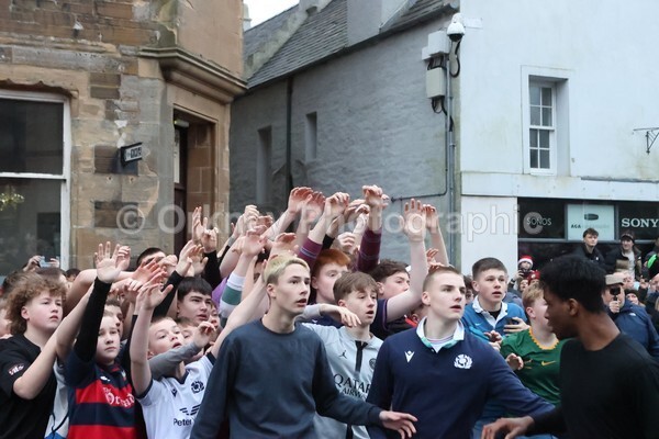 AA075584 - Christmas Boys Ba'