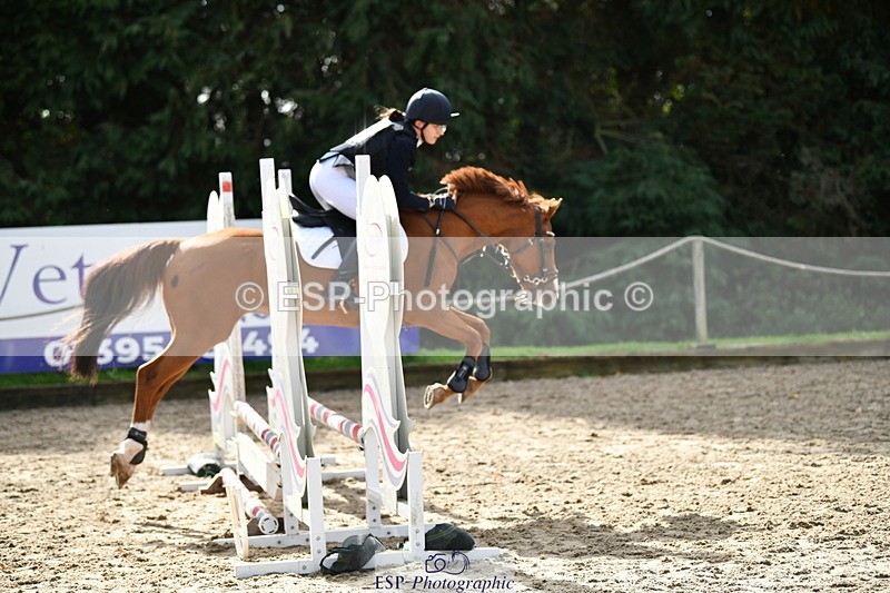 251004A-125314-01034 - Classes 6 & 7 60cm