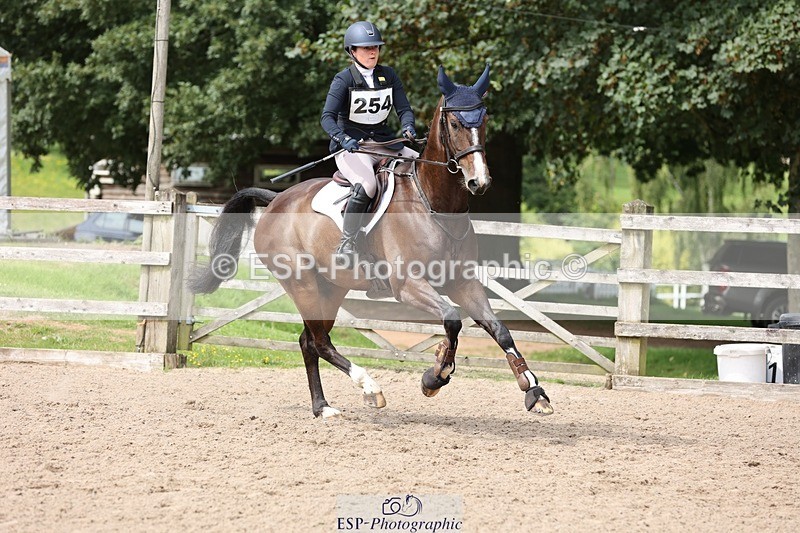 240803-150402-08640 - 254-Jemima_Stratton-JMS_SLIM_SHADY